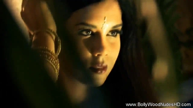 Awesome Indian Dancer MILF