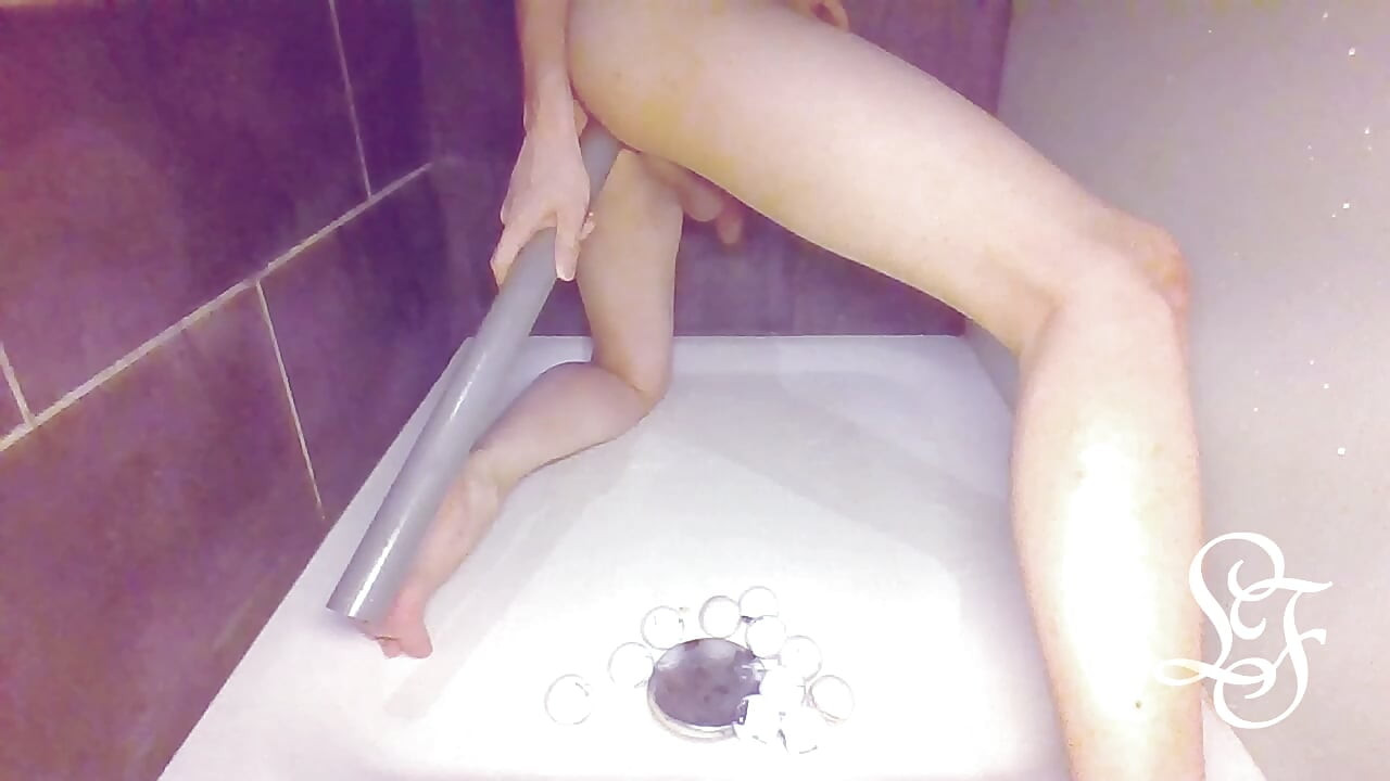 Back in the shower with 12 Golf Balls!