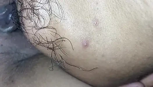 Nepalli Villege evli kadın parmaklıyor ve yakın çekim tong amcık yiyor puti chater maja liyako