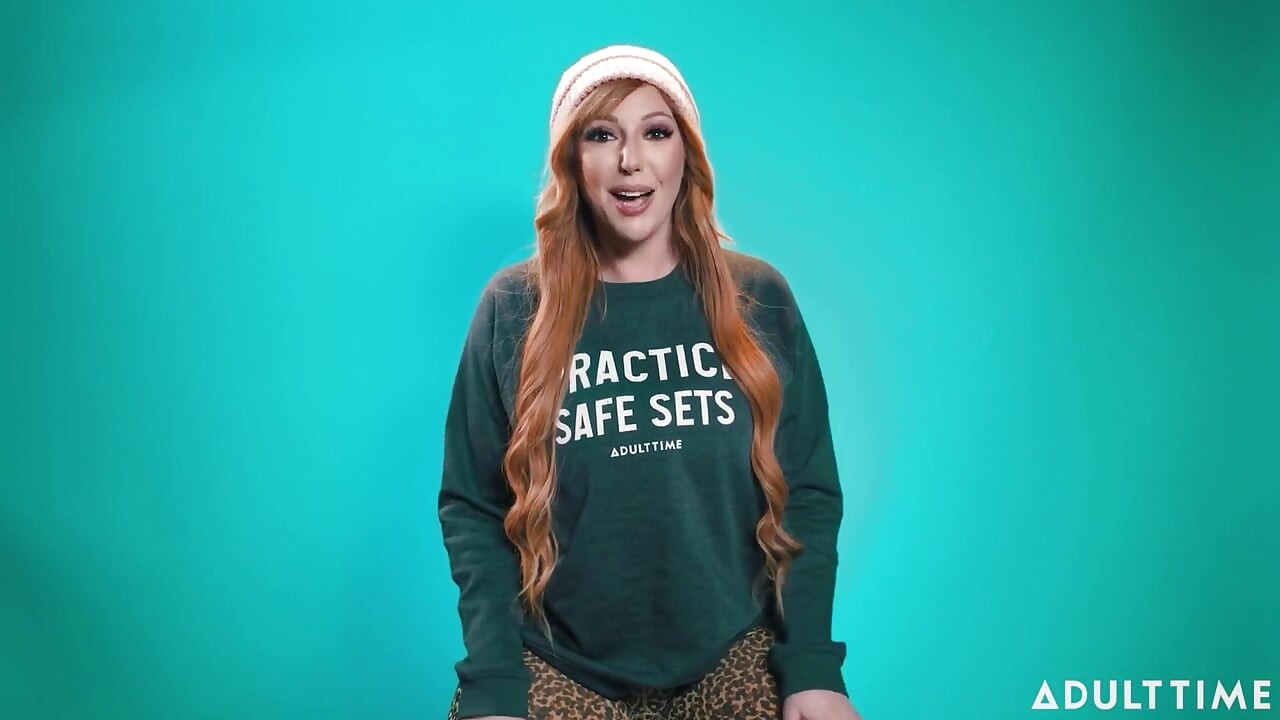 Sådan afholder du et samtykkemøde på et voksenfilmsæt - Adult Time Performer Center