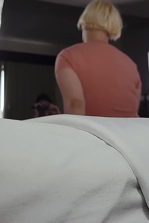 Violet Vixen - Part 1 - Extra Angle