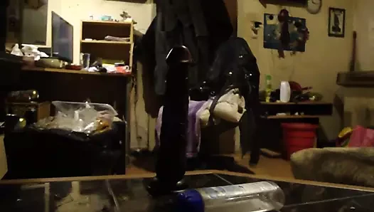 yapay penis derin içeride anal