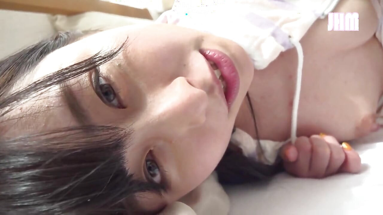 Don’t Fall for Any Other Girls, She Says - a Surprise Visit Turns Into Sweet Clingy Affection, Narita Tsumugi - Episode3