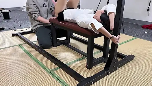 Игра-вибрация Девушки В Чулках