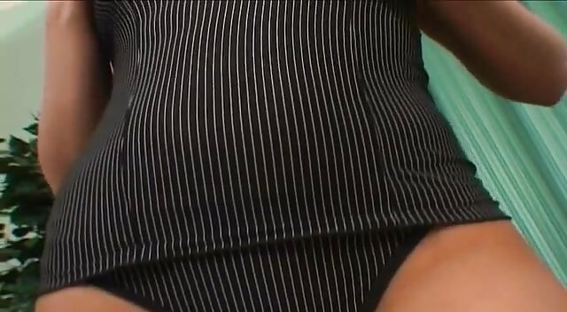 She simply desires a hot cumshot inside her wet pussy!