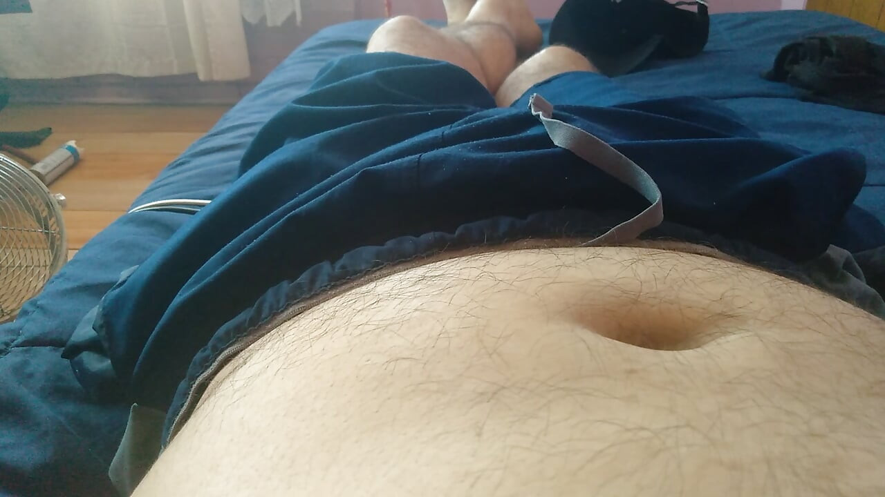 Tipul gol acasă și pula lui groasă