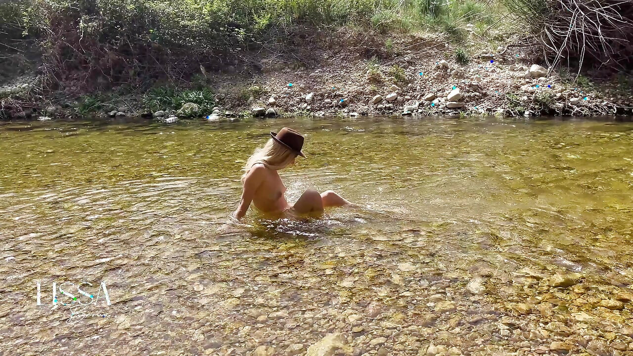 Double Deflation Double Masturbation Outdoors