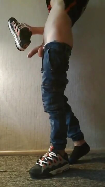 Sagger Bagger Osiris D3 Sneakers Load, Fuck and Cum