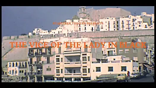 Starliner Towers sunar: Siyahlı bayanın yardımcısı