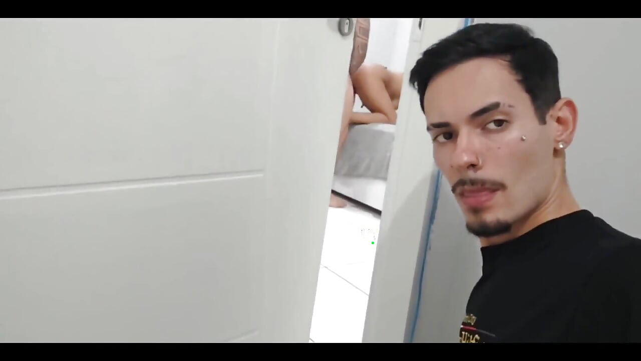 Am fost prinși de prietenul soțului meu!