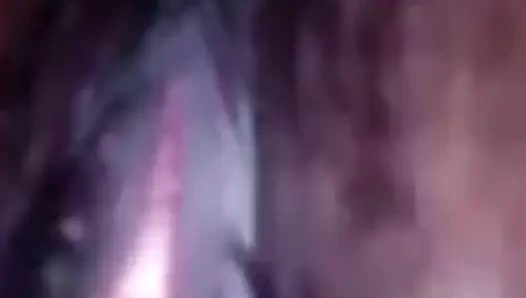 Hintli bahu gündüz vakti yaşlı sasur ji tarafından sıkı amından sikiliyor (Hintçe ses )