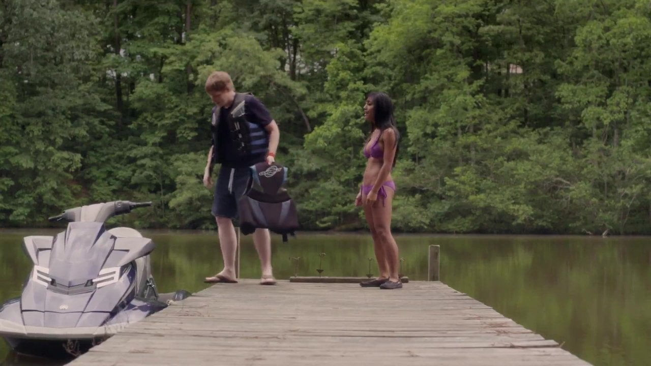 Donnabella Mortel - Sexy Bikini Babe: Freshwater