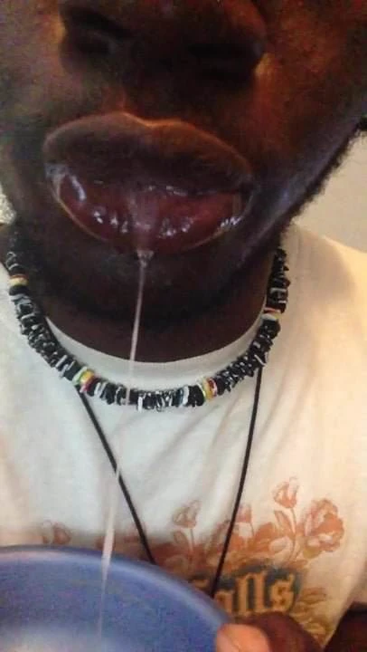 My spit video 22 그릇에 침뱉기..