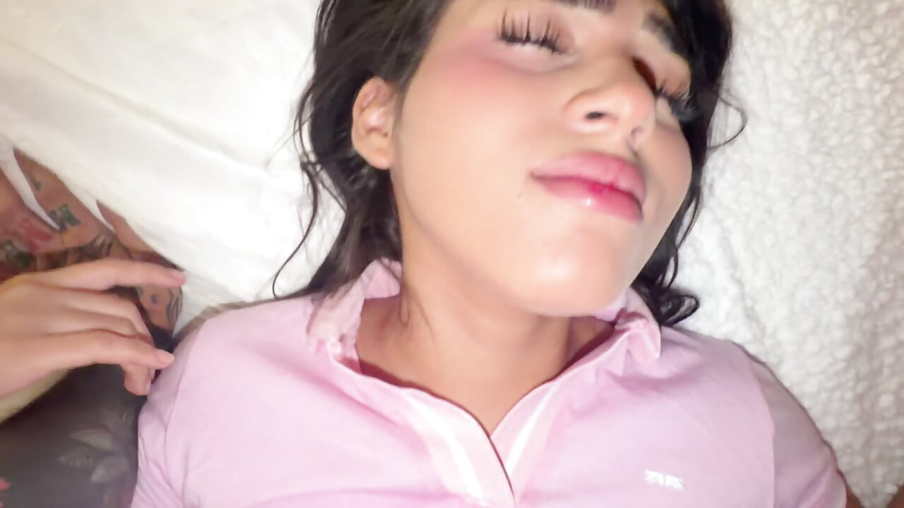 My Roommate's Creamy Pussy Is so Juicy! POV of the Pink Pussy!
