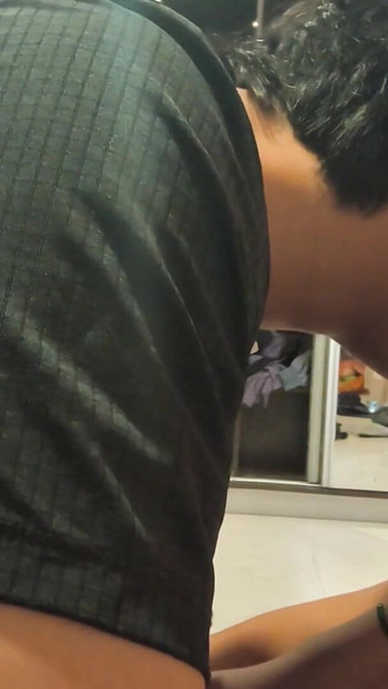 מפגש איפור עם אם חד הורית, היא משוגעת | קליפ 1