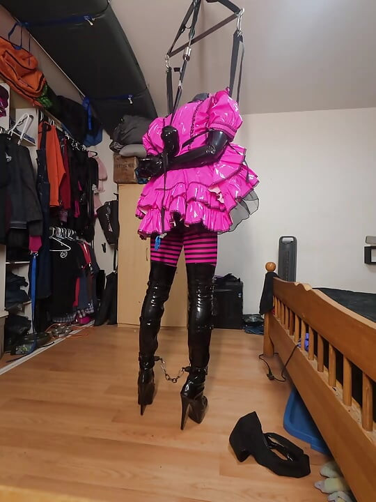 Sissy Maids Strap Self Bondage