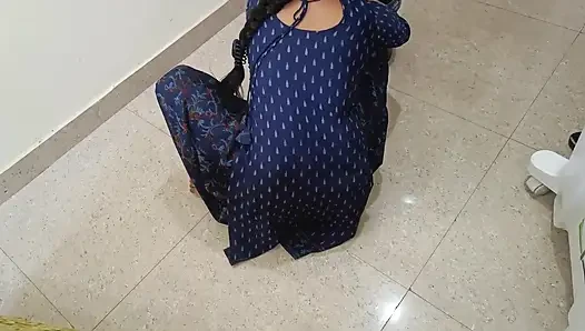 Cute Indian Desi Village Step-sister Was First Time Hard Painfull Fucking with Step-brother in Badroom on Clear Hindi Audio My S