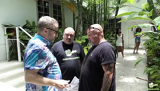 Muhteşem Willow Ryder Tad Pole'i sikiyor