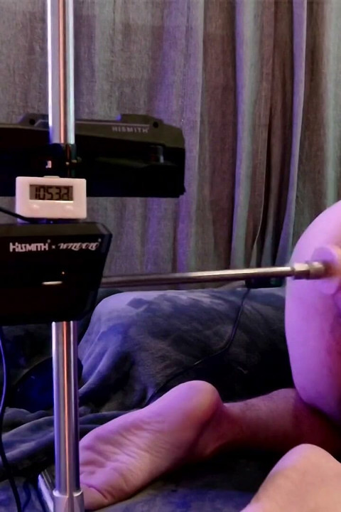The Machine Ran a 40-minute Gangbang: 44 Men, 13,000 Strokes