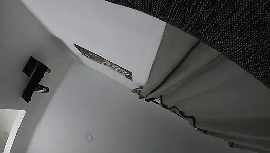 Аргентинская девушка просит меня использовать презерватив