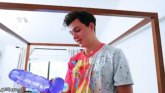 Cewek itu suka banget pantatnya dientot habis-habisan