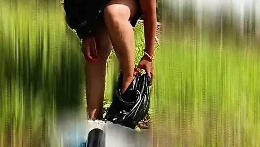 The desi stepsister of the village is bathing openly in the open field, bathing naked in the forest, brother-in-law is secretly watching the beautiful Bhabh.