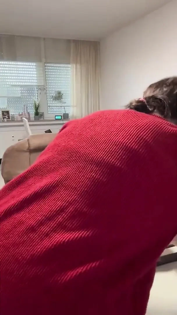 DomLadyMia-SlaveOfM Red welts for the slave Part3