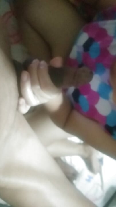 Pidiendo que me la chupe