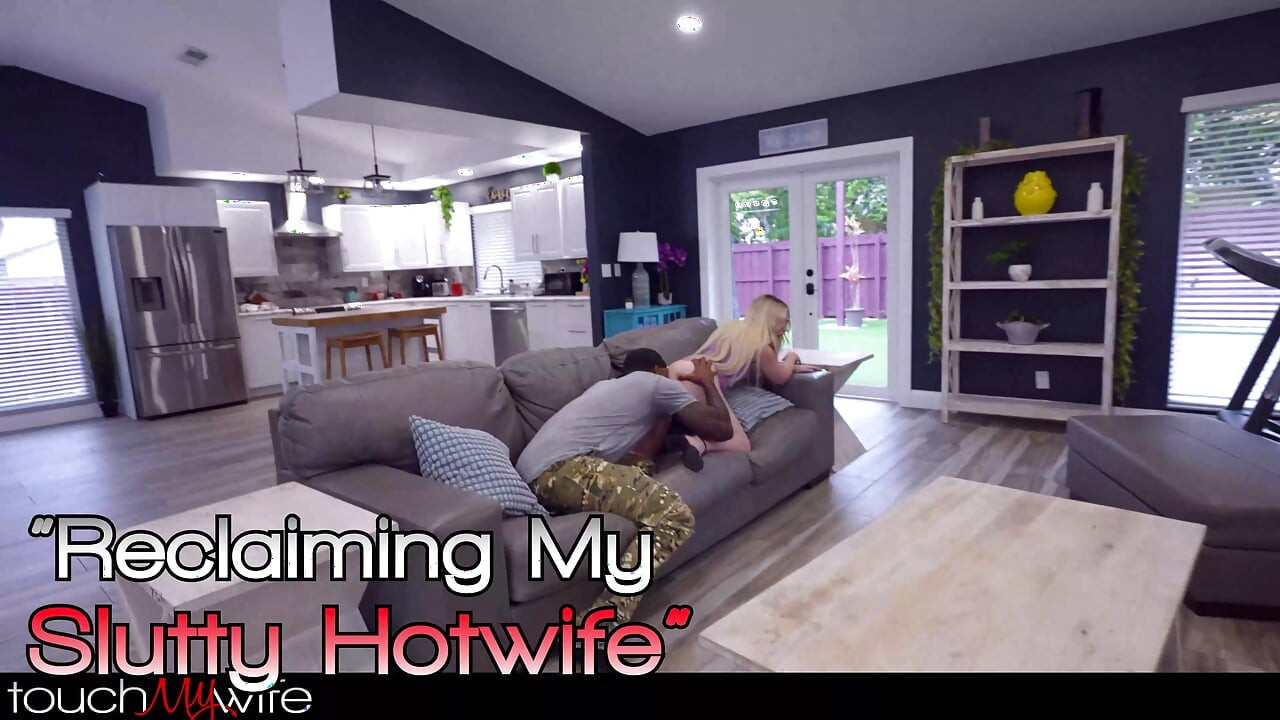 TouchMyWife - soție sexy tocilară revendicată după mare și neagră - Britt Blair