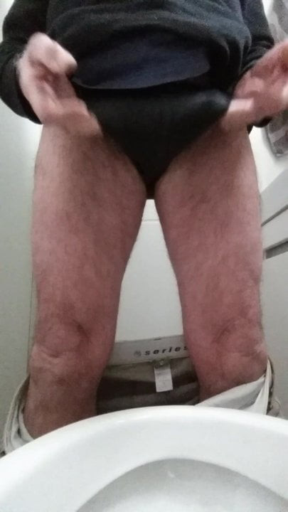 I play with my dick, piss and cum