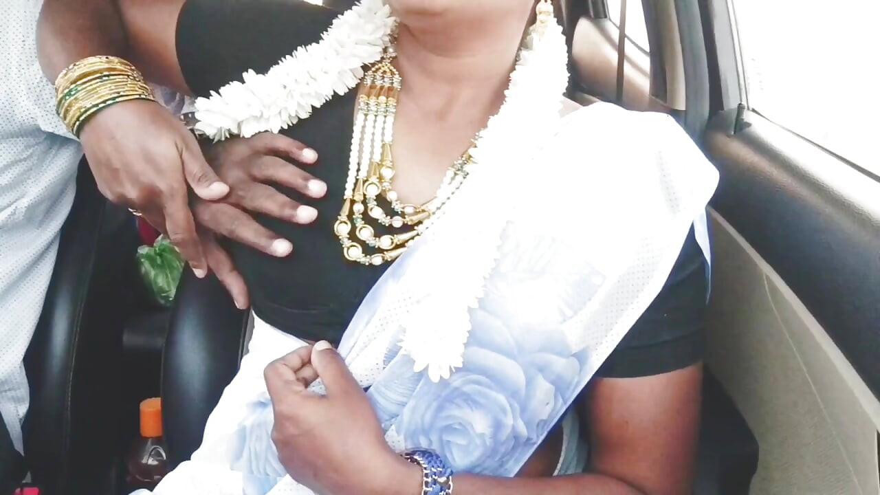 Indian Bhabi Car Sex. Beautiful Saree Housewife Try to Fucking with Stepson Car Drive.telugu Dirty Talks.
