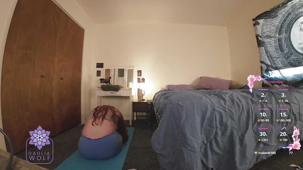 Sexy Yoga Livestream