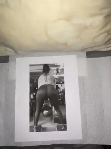Kourtney Kardashian Cum Tribute