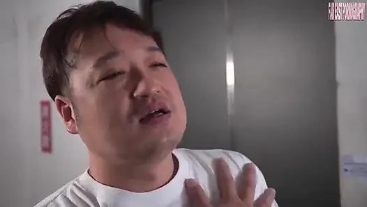 Si Cantik Tetangga dengan Lekuk Marshmallow Menawarkan Godaan Manis Monami.t pt 1