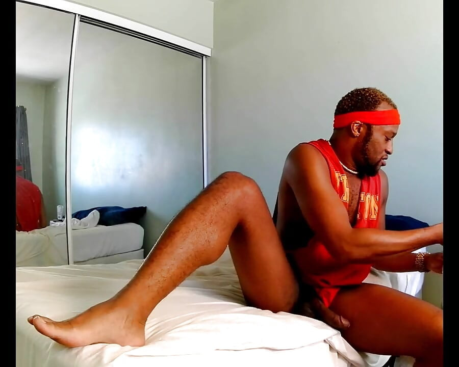 Kennie Jai Jerks off for a Fan!