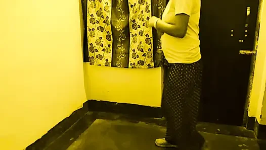 Hot Bhabi come neighbour home for Big black cock fuck..