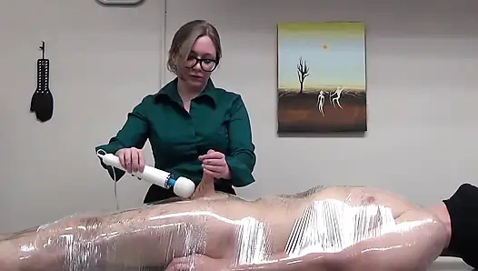 Bossy shelby volume1 menampilkan shelby montgomery