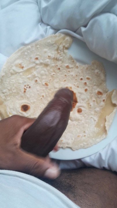 Extra sauce in your tortilla ?