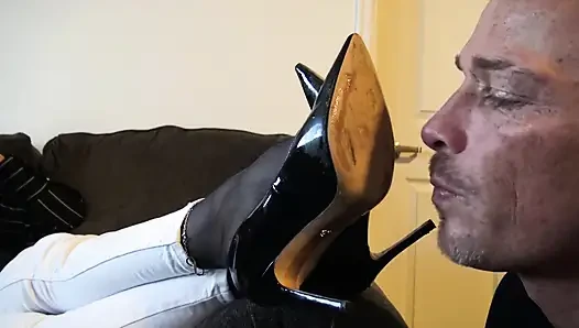 Lick My Shoes, Smell My Nylons!