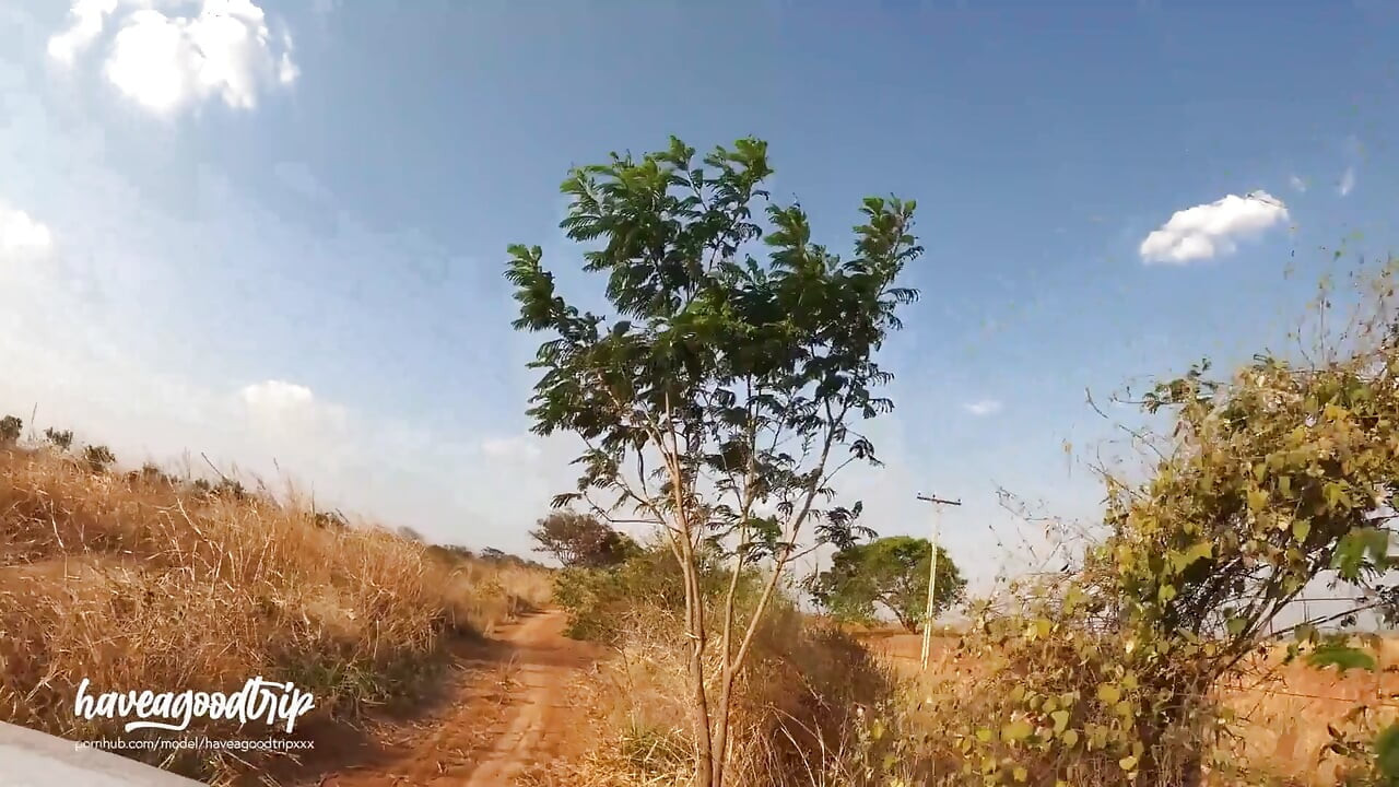Passeio Na Estrada! Dreadhot Dá Um Boquete Imundo Em Uma Estrada De Sujeira Do Deserto