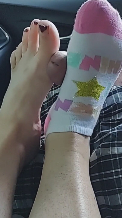 Footjob Sockjob With Girls Ankle Socks - Cum On Socks | klip 1