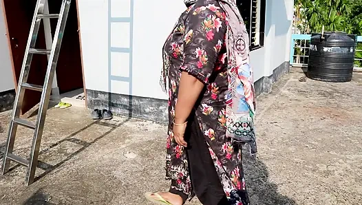 Bangladeshi Outdoor Village bhabi boyfriend fucks PART - 1