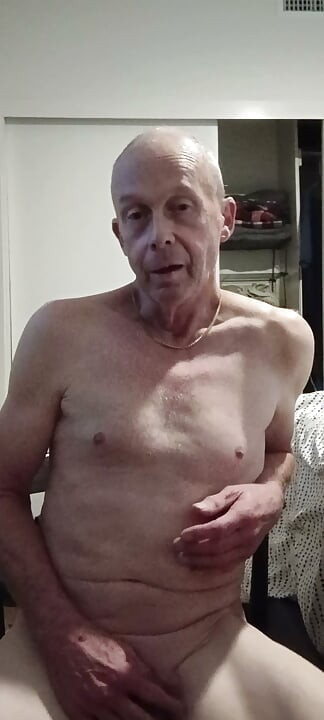Tiny Dick Gay Man Jerking Off Taking About How A 22 Year Old Used his Hole