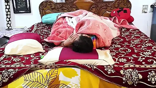 Sauteli bahan ko apne room me bulakar choda