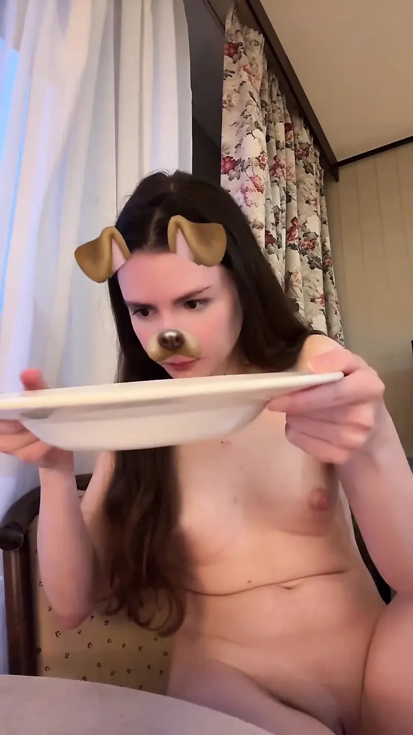 Russian Mukbang: Naked Girl Eating Dumplings While Having Dirty Russian Conversations and Fantasizing