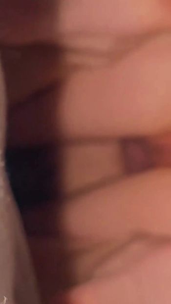 18 Years Old Girl Pussy and Anal Smell Specifically! Try to Imagine Looking Close up!