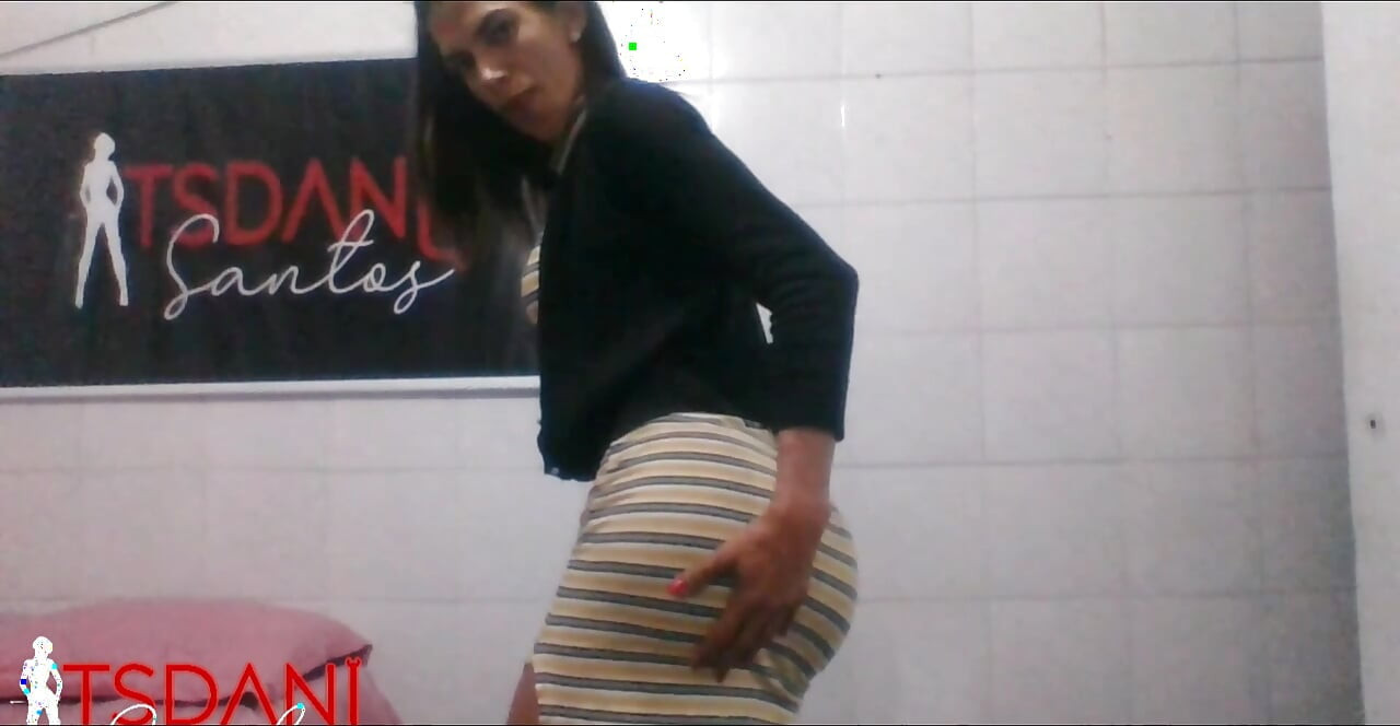 Daniela Santos เซ็กซี่และเย้ายวนเต้นแล้วก็ถึงจุดสุดยอด