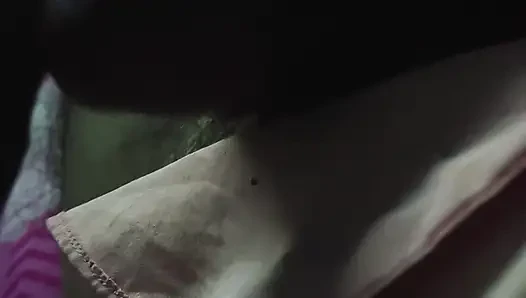 Wife aur husband raat ko sex karte hain aur bada Anand aata Hai jab andar leti Hai