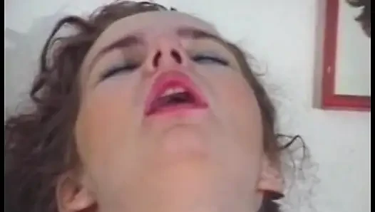 Horny babe likes it when she gets her wet cunt juicy cunt licked