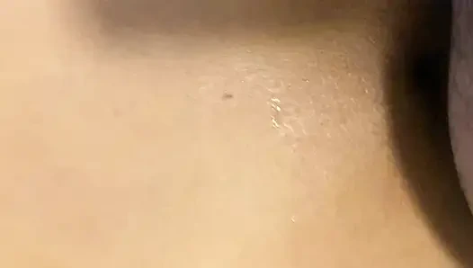 Sri Lankalı kız arkadaşımla ilk kez ağrılı anal deneme